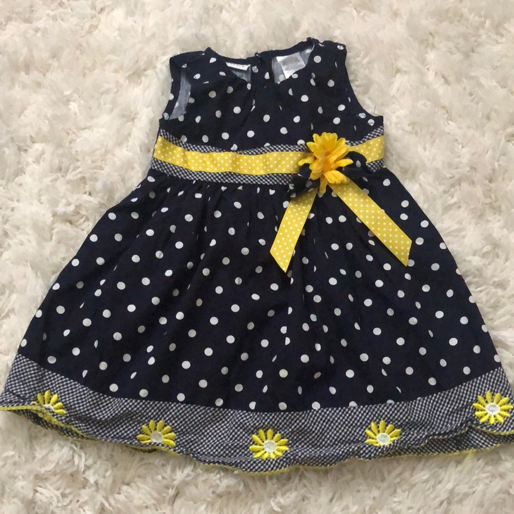 Precious spring/summertime dress